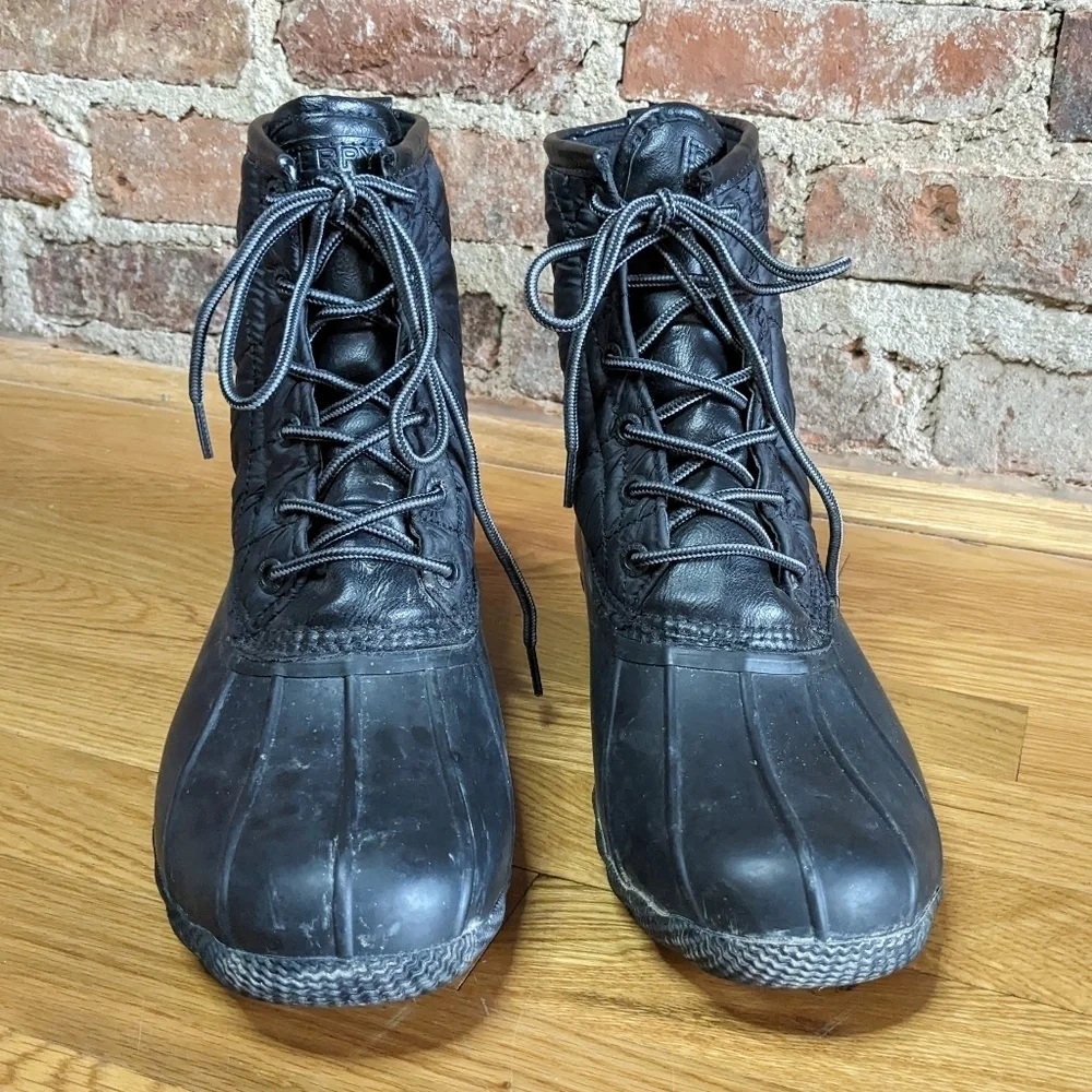 Sperry Size 9 Black‎ Saltwater Quilted Water Resistant Duck Boots
